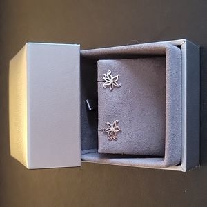 Authentic Tous Odilia 18k White Gold Earrings Wit… - image 1